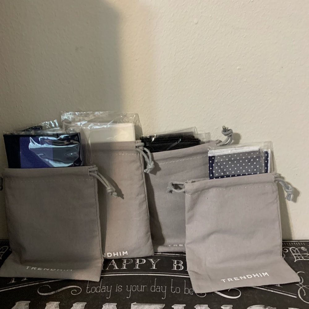 Men satin pockets handkerchiefs